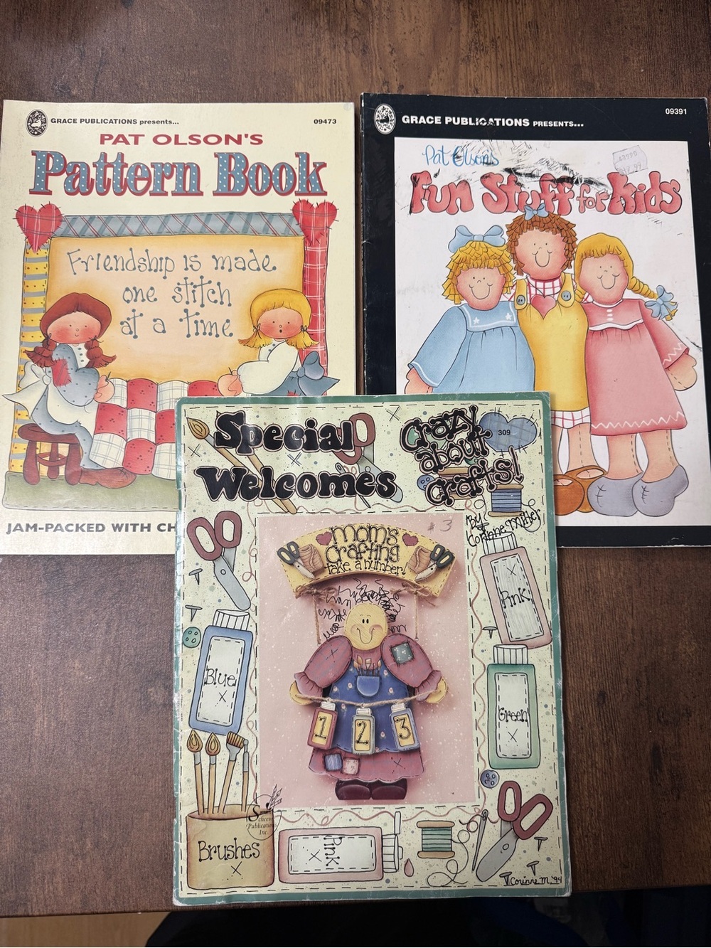 Lot of 3 Vintage Craft/Painting Pattern Books - Pat Olson, Connie Miller